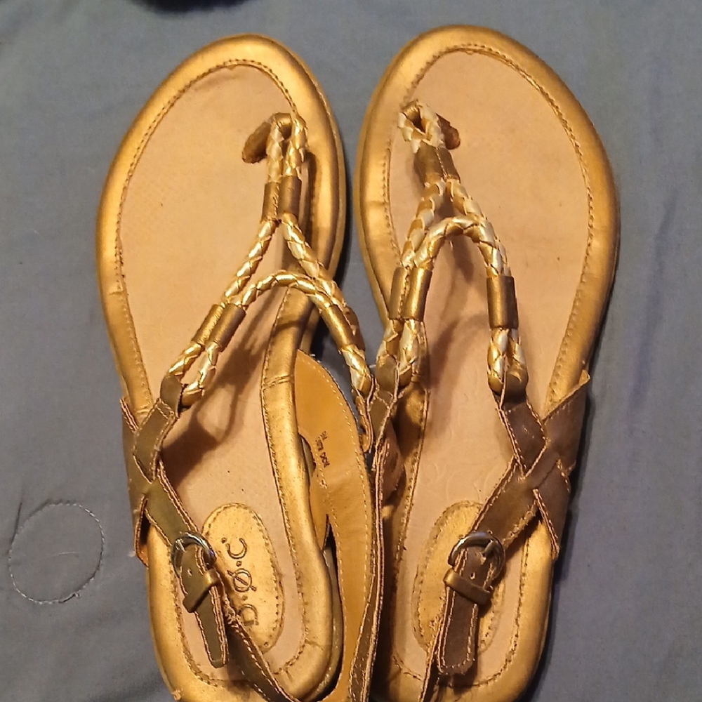 Born Tan Leather Sandals with Slip-On Design